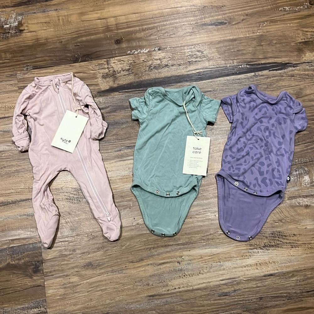 Kyte Baby NB onesies